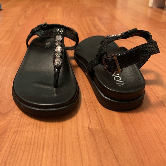New Dressy Vionic Sandals - Picture 2 of 3